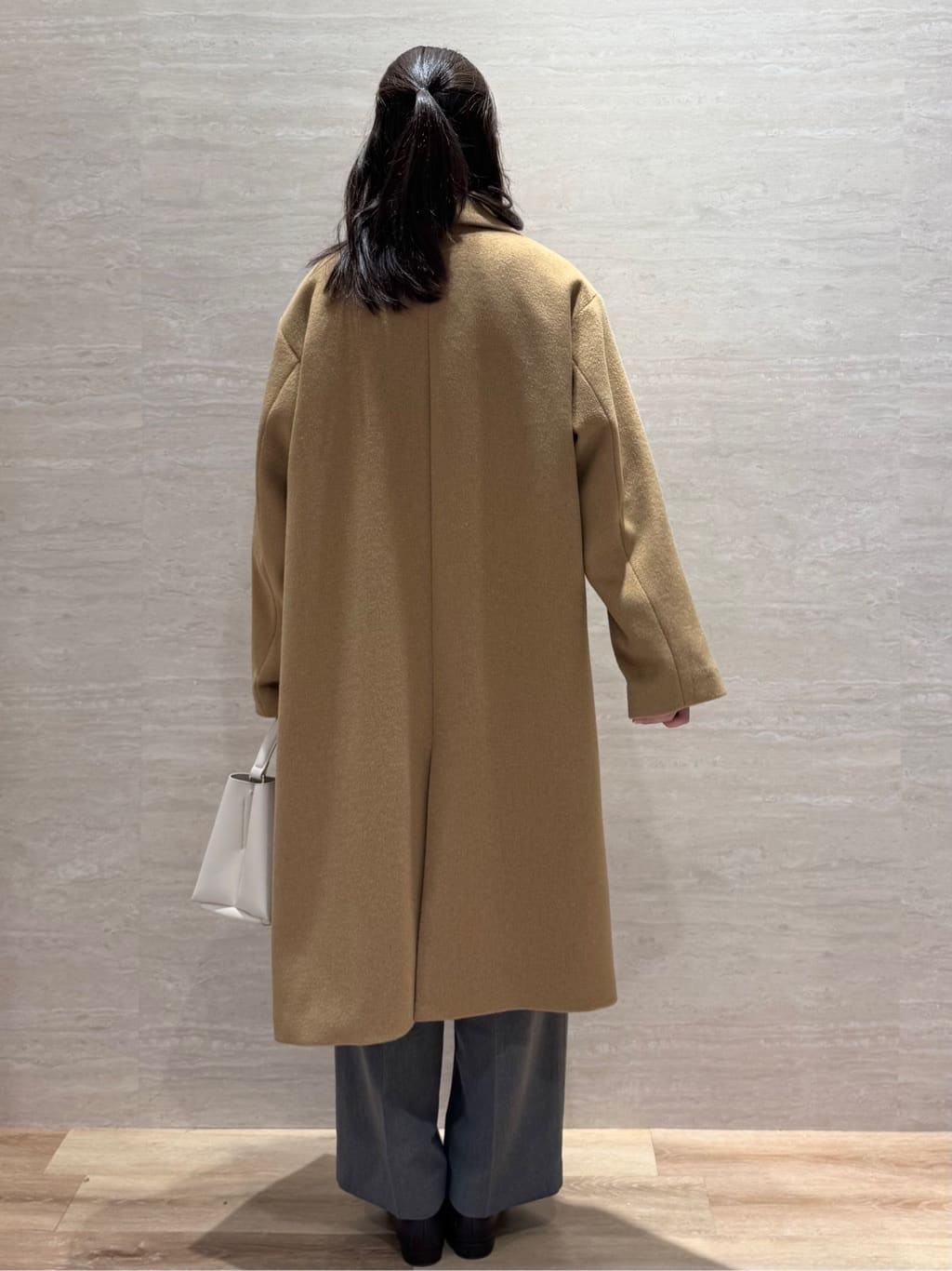 Hinaさんの「OPAQUE.CLIP｜カシミヤブレンドウールチェスターコート」を使ったコーディネート