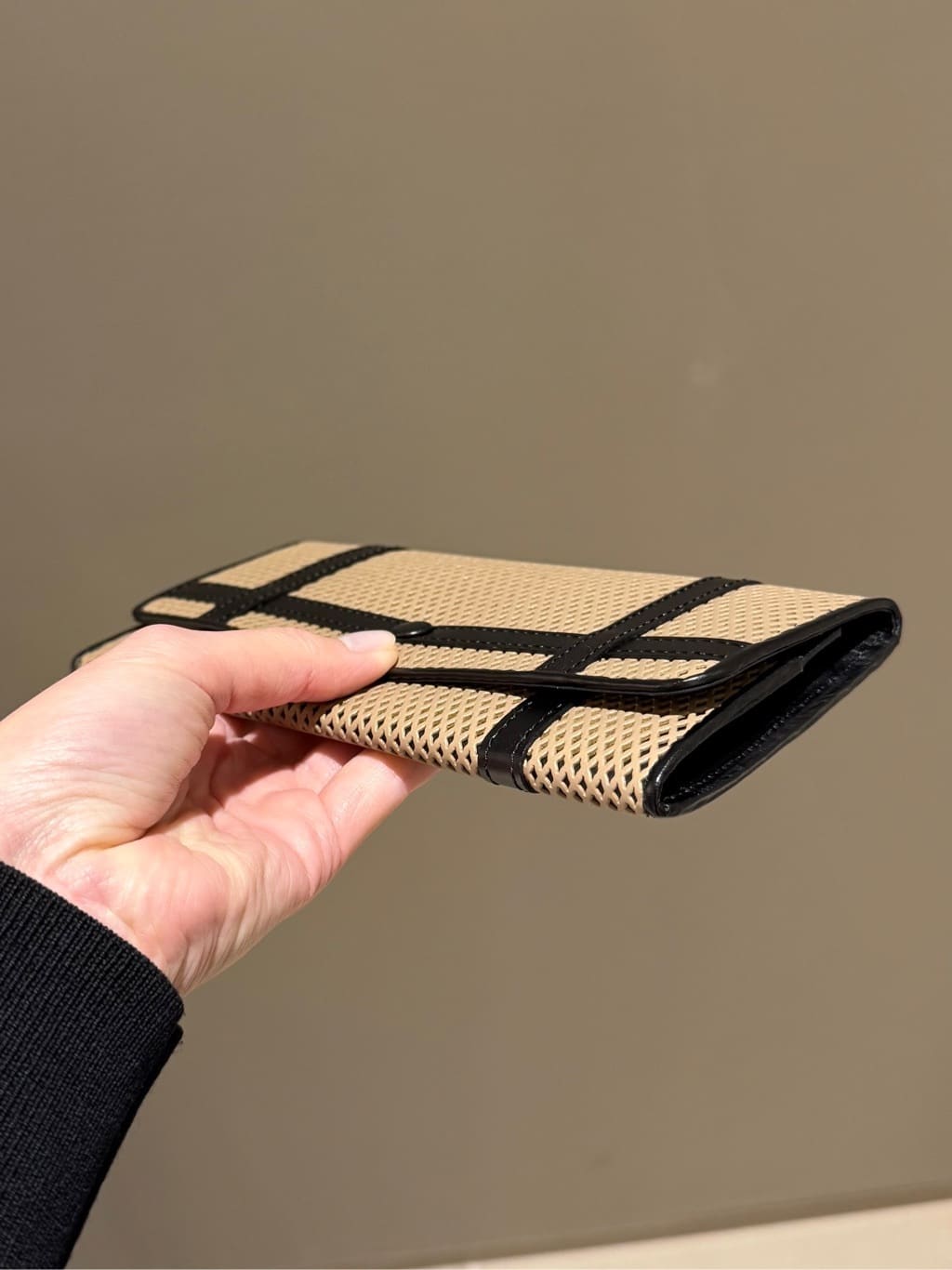Kさんの「HIROKO HAYASHI｜PANIER（パニエ）薄型長財布」を使ったコーディネート