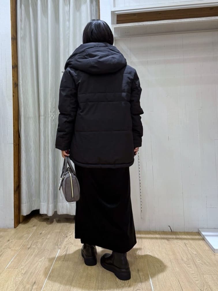 chさんの「THE SHOP TK｜【すっきり見えシルエット】上品ふわもこ中綿ブルゾン」を使ったコーディネート
