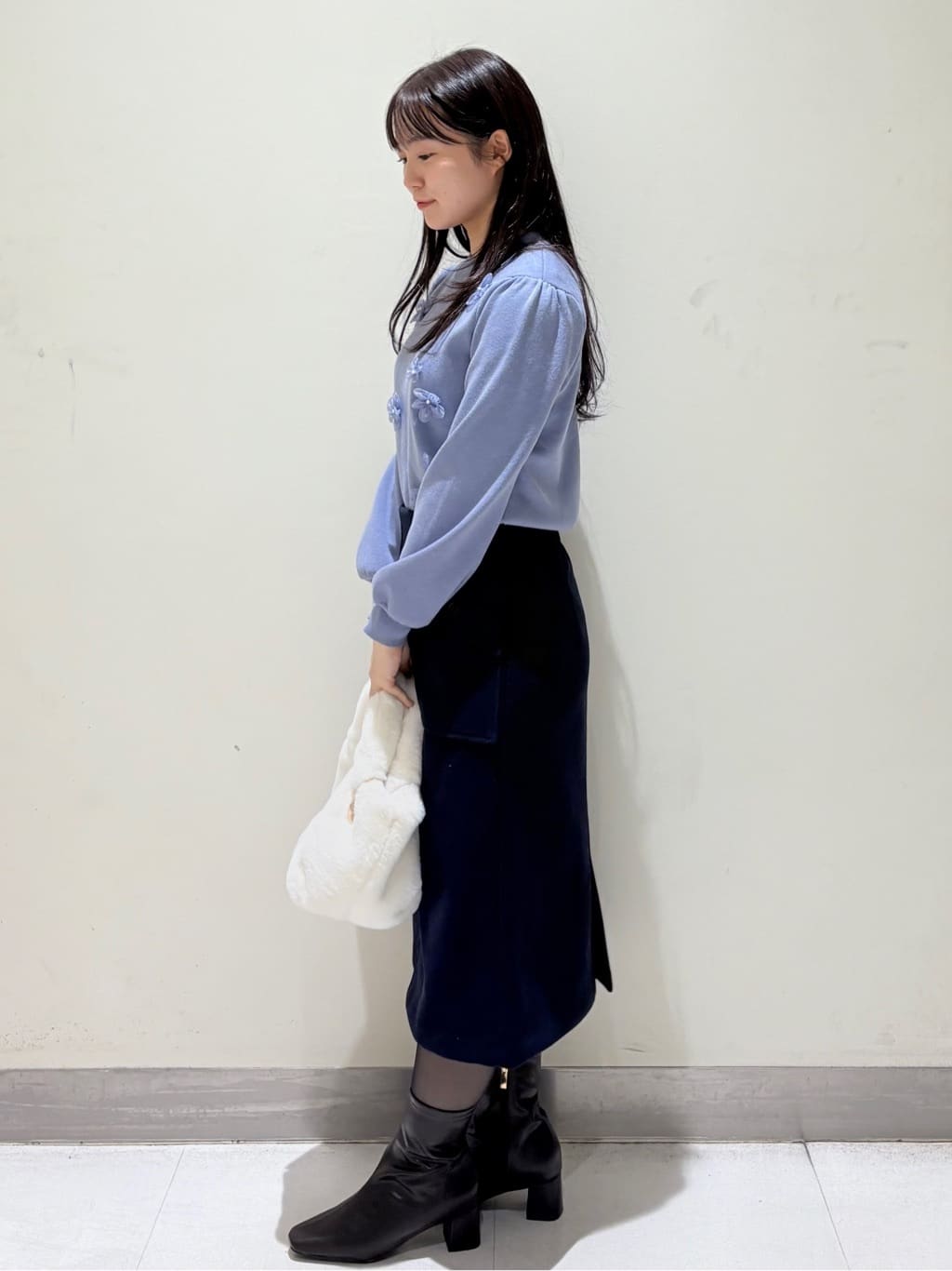 きみさんの「OPAQUE.CLIP｜フラワーモチーフハイネックニット【洗える】」を使ったコーディネート
