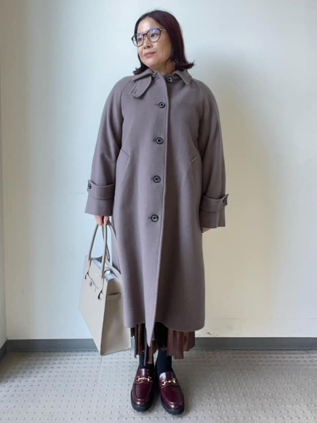 Asamiさんの「DRESSTERIOR｜Super110sウールステンカラーコート」を使ったコーディネート