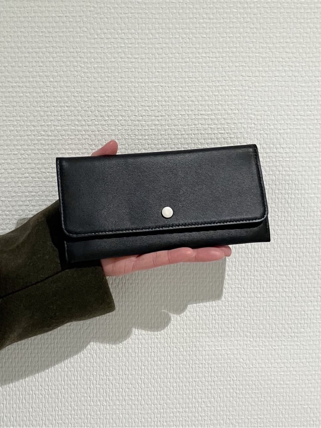 Cさんの「HIROKO HAYASHI｜RONDINE（ロンディネ）薄型ミニ財布」を使ったコーディネート