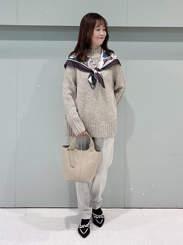 makiさんの「UNTITLED｜【はっ水機能/フード取り外し可】ミディダウンコート」を使ったコーディネート