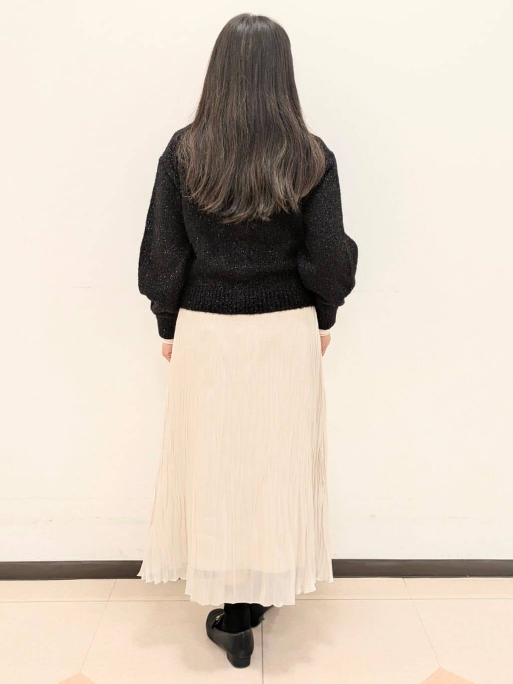 ともさんの「UNTITLED｜【ラメ風/着映え】ファンシーヤーン カーディガン」を使ったコーディネート
