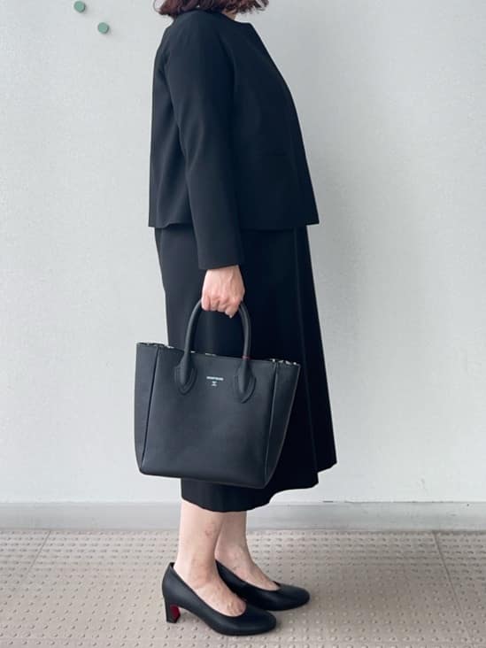 Asamiさんの「DRESSTERIOR｜【セットアップ可】ブラックフォーマルワンピース」を使ったコーディネート