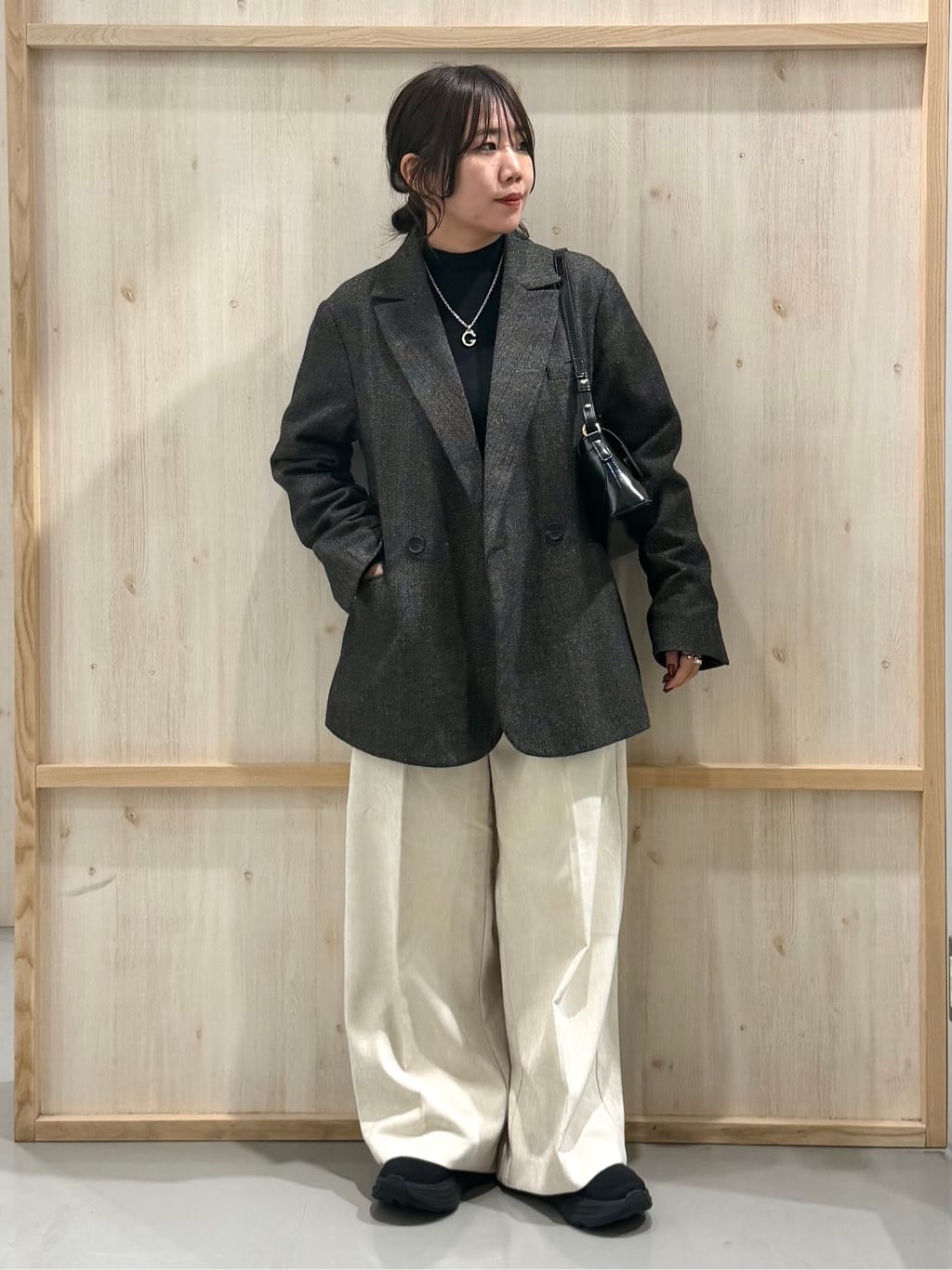 nanaさんの「THE SHOP TK｜【洗えるアウター】ヘリンボーン＆チェック柄ジャケット」を使ったコーディネート