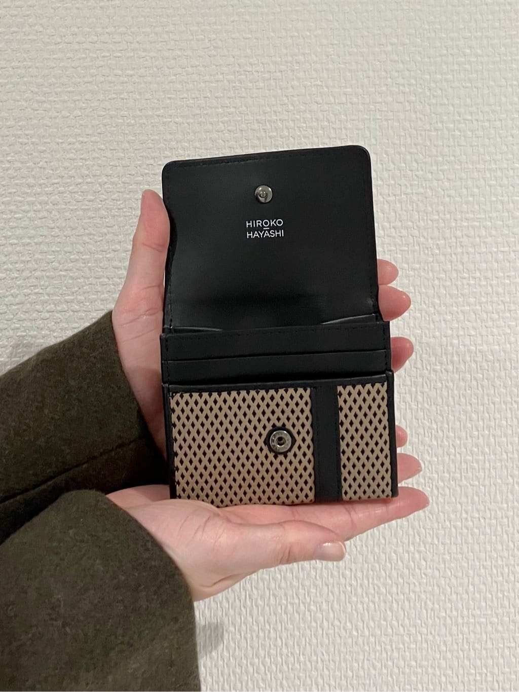 Cさんの「HIROKO HAYASHI｜PANIER（パニエ）薄型ミニ財布」を使ったコーディネート