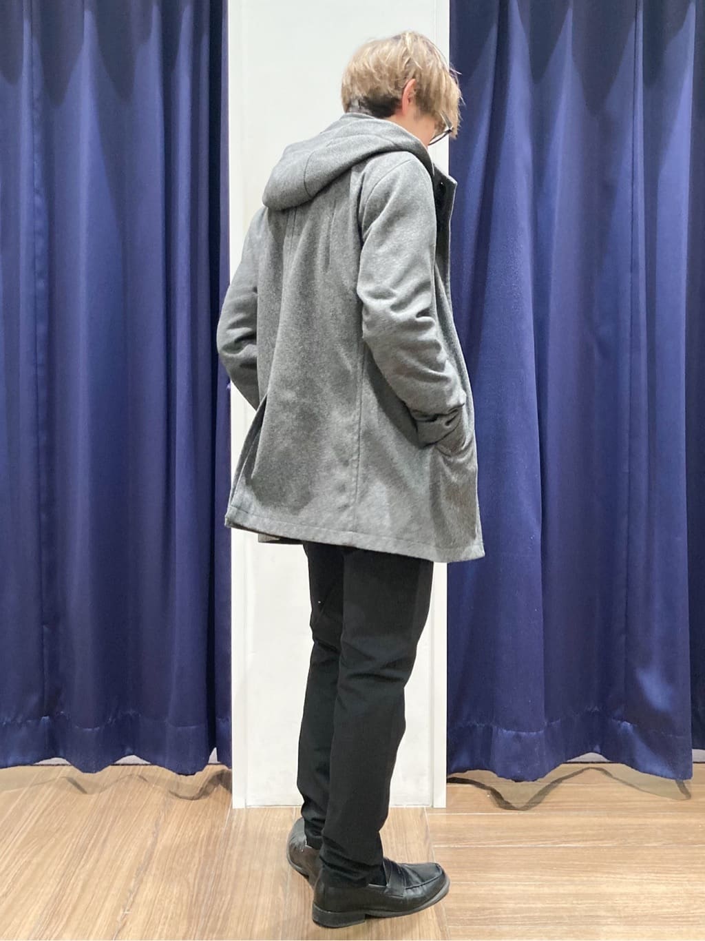 つーじーさんの「THE SHOP TK｜【包み込まれるような柔らかさ】配色モールニット 洗濯機OK」を使ったコーディネート