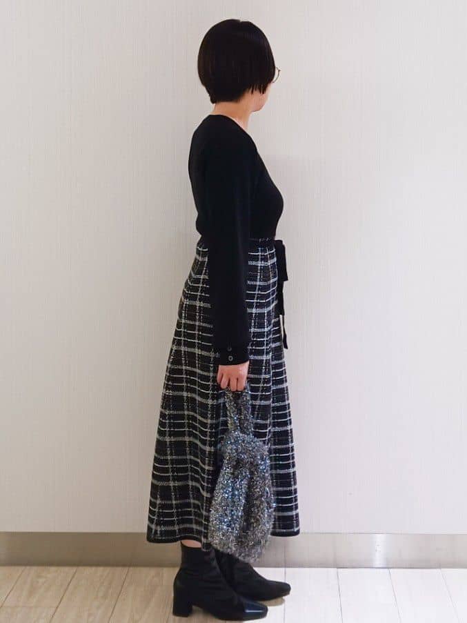 KaHoさんの「index｜チェックラメジャカードニットワンピース」を使ったコーディネート