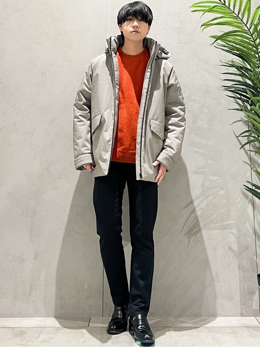 SHI-MAさんの「THE SHOP TK｜【軽くて、暖かい】SORONA／ソロナ 中綿ブルゾン 防風/軽量/洗濯機OK/フード脱着可」を使ったコーディネート