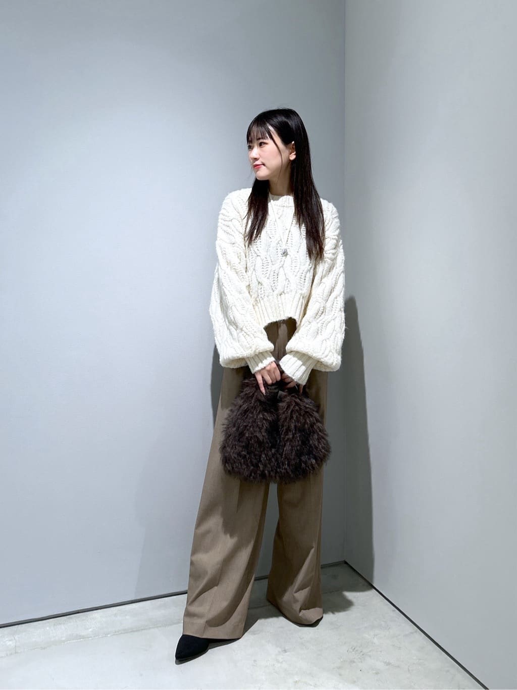 Renoさんの「INDIVI｜Timeless｜ベルテッドワイドパンツ【セットアップ対応】」を使ったコーディネート