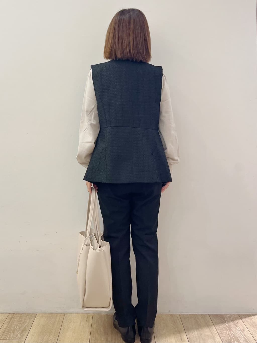 kcさんの「OPAQUE.CLIP｜ウォームストレッチテーパードパンツ【洗濯機OK／防シワ／吸湿発熱】《XS～3L》」を使ったコーディネート