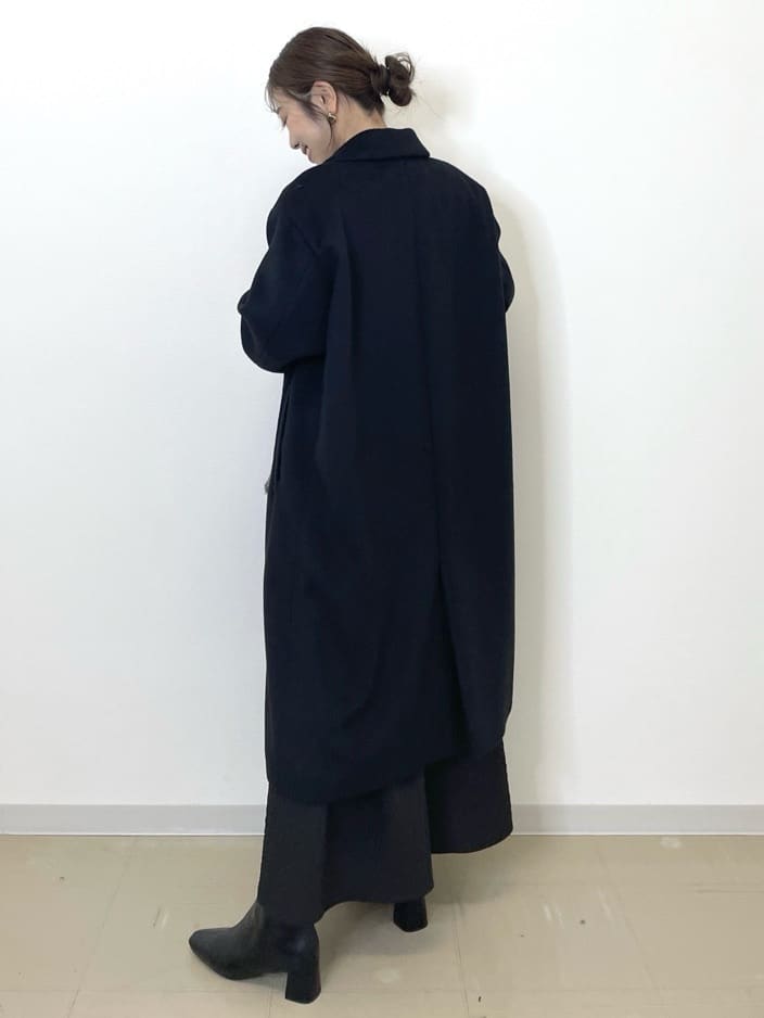 Akiさんの「OPAQUE.CLIP｜カシミヤブレンドウールチェスターコート」を使ったコーディネート