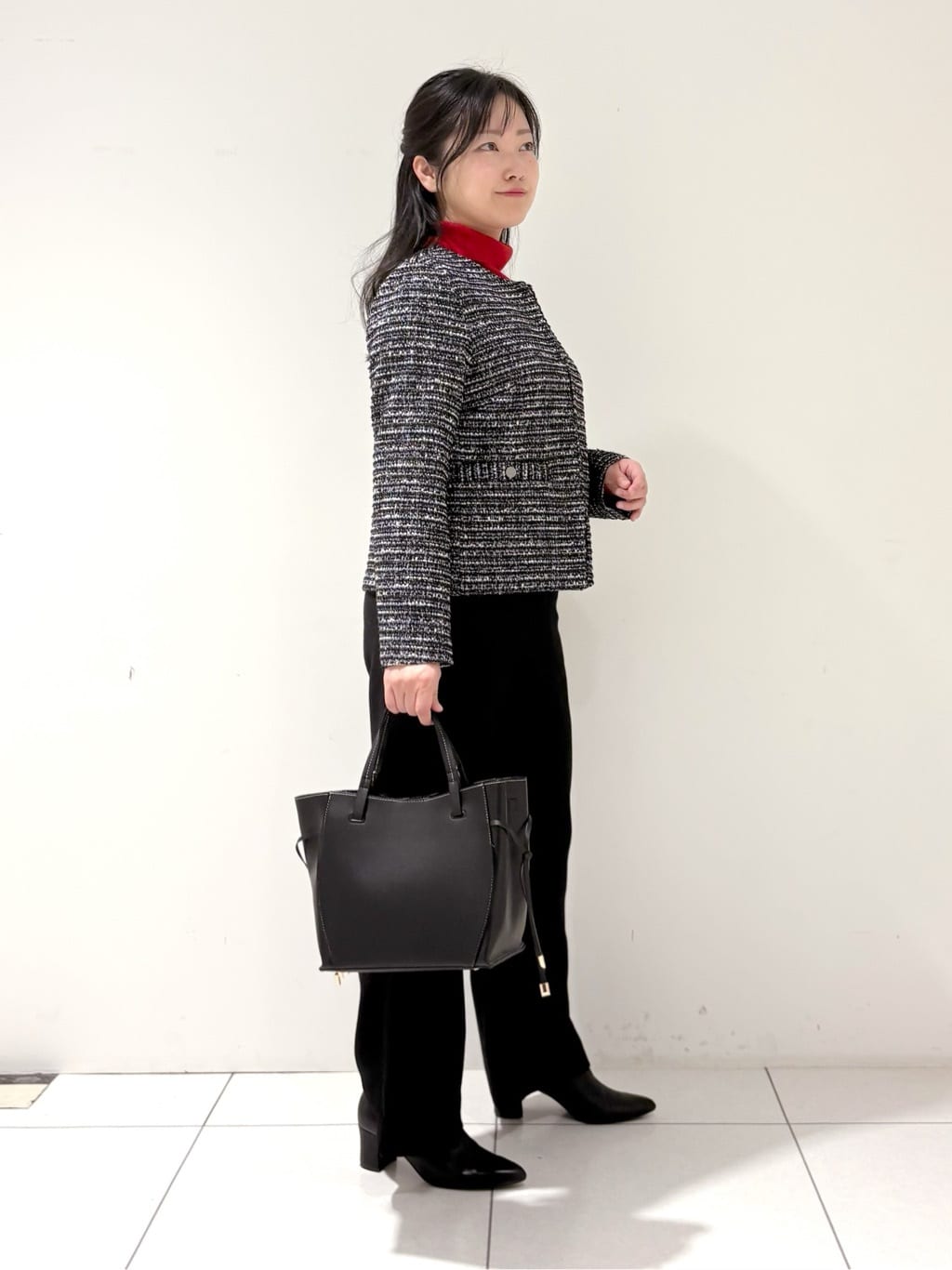 momokoさんの「INDIVI｜【セレモニー／洗える】ミックスツイードライトジャケット」を使ったコーディネート