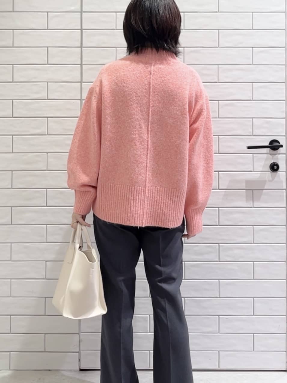 しおりさんの「OPAQUE.CLIP｜ふわふわハイネックニット【洗濯機OK】」を使ったコーディネート