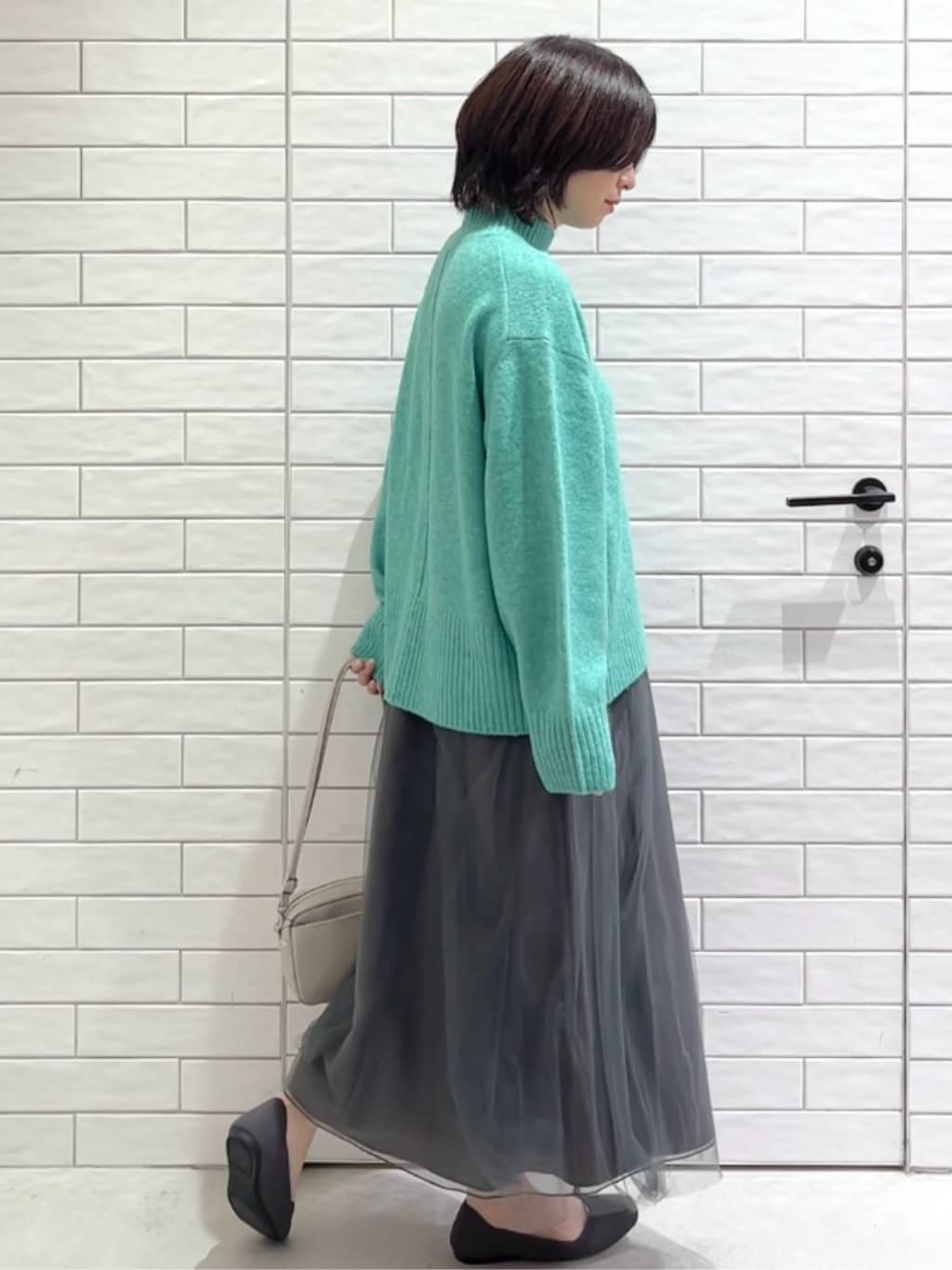 しおりさんの「OPAQUE.CLIP｜ふわふわハイネックニット【洗濯機OK】」を使ったコーディネート