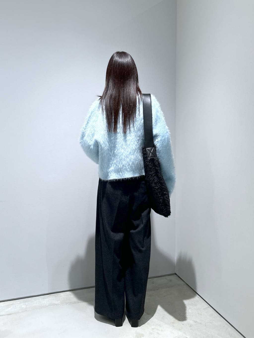 Renoさんの「INDIVI｜シグネチャータートルシアーロンT」を使ったコーディネート