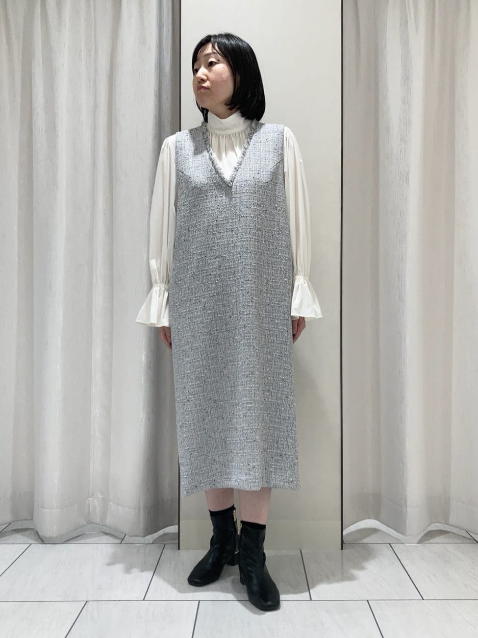 わたなべさんの「UNTITLED｜【洗える/細見え】ツイード ジャンパースカート」を使ったコーディネート