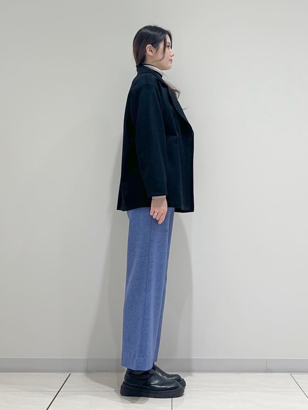 T.Kさんの「INDIVI｜【洗える／毛玉になりにくい】エクストラファインウール リブタートルニット」を使ったコーディネート