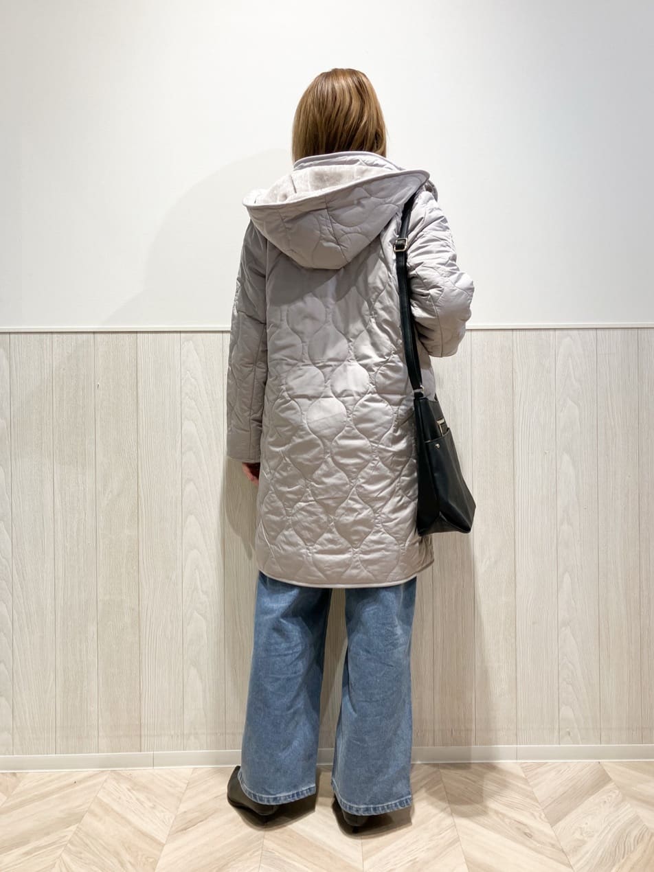 shokoさんの「SHOO･LA･RUE｜【撥水/フード取り外し可】冬に嬉しいこだわり満載 ひょうたん柄キルトコート」を使ったコーディネート