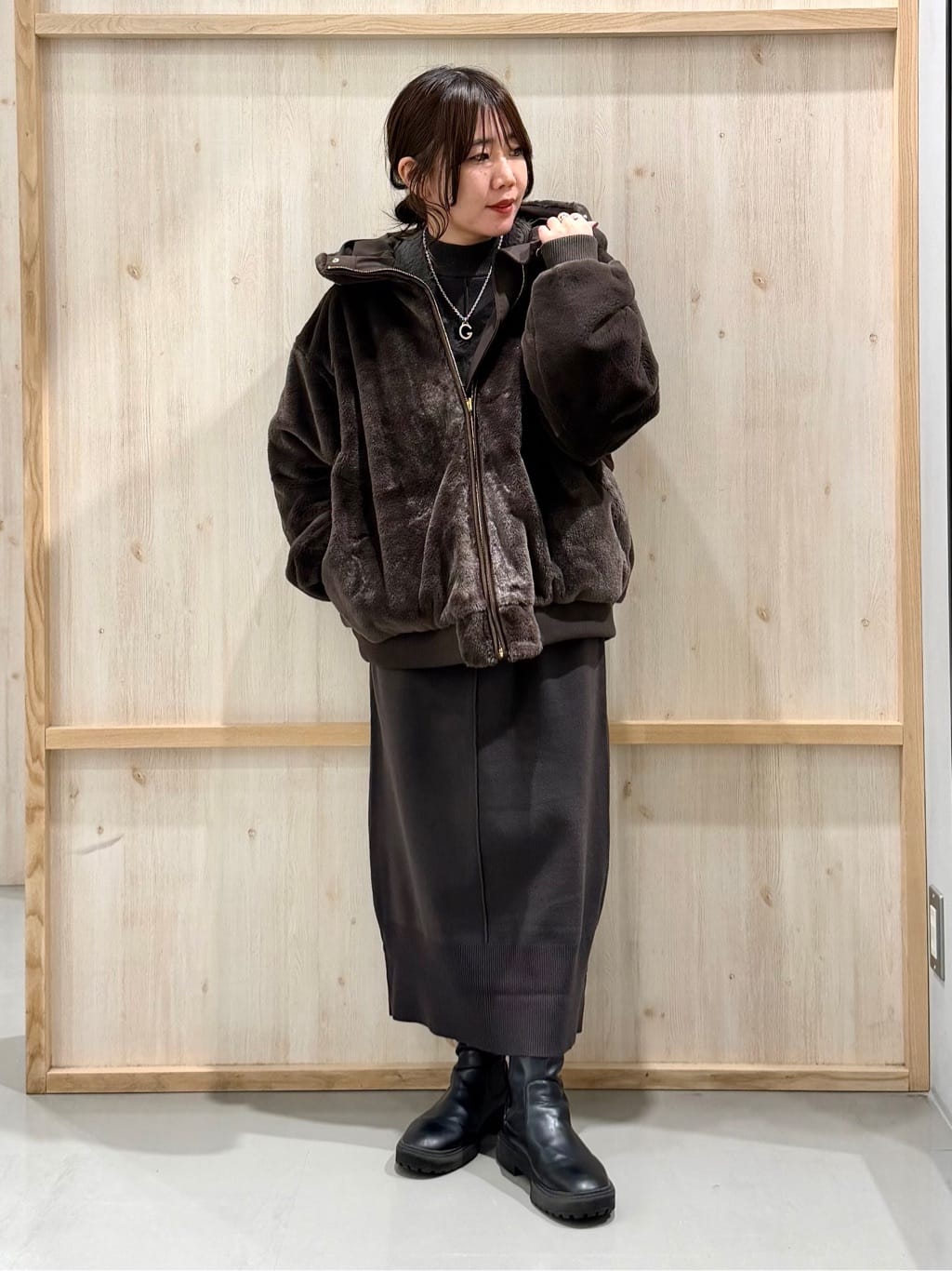 nanaさんの「THE SHOP TK｜【2WAY/洗える】リバーシブル フェイクファーブルゾン」を使ったコーディネート