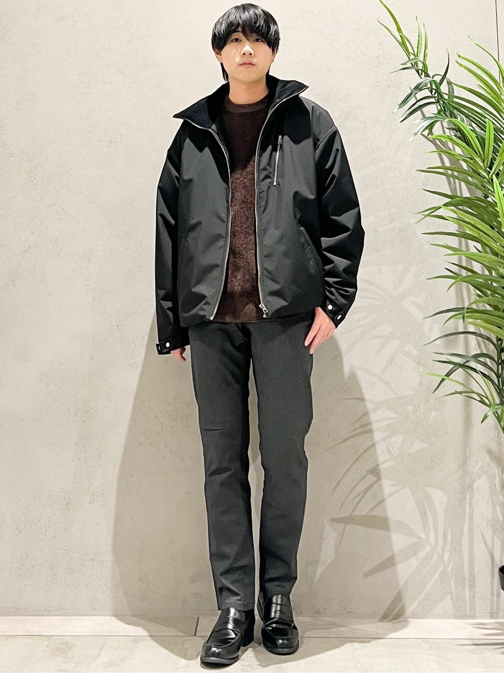 SHI-MAさんの「THE SHOP TK｜【包み込まれるような柔らかさ】配色モールニット 洗濯機OK」を使ったコーディネート