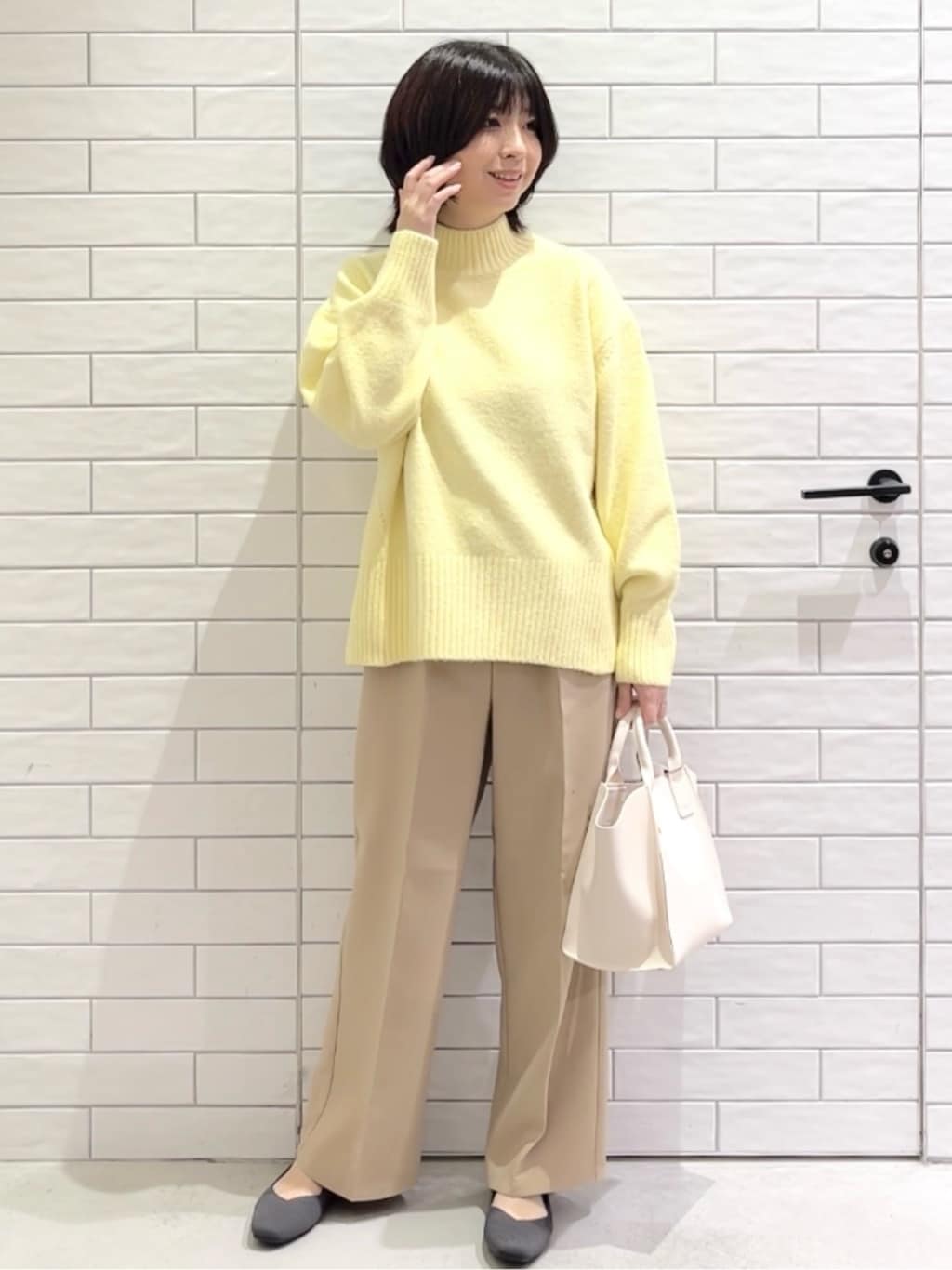 しおりさんの「OPAQUE.CLIP｜ふわふわハイネックニット【洗濯機OK】」を使ったコーディネート