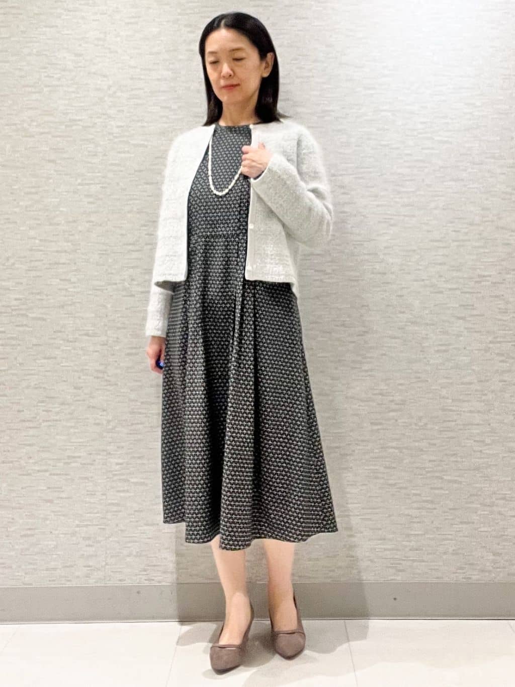 marikoさんの「Reflect｜【お食事会やお出かけに◎】ふんわりジャカード編みカーディガン」を使ったコーディネート