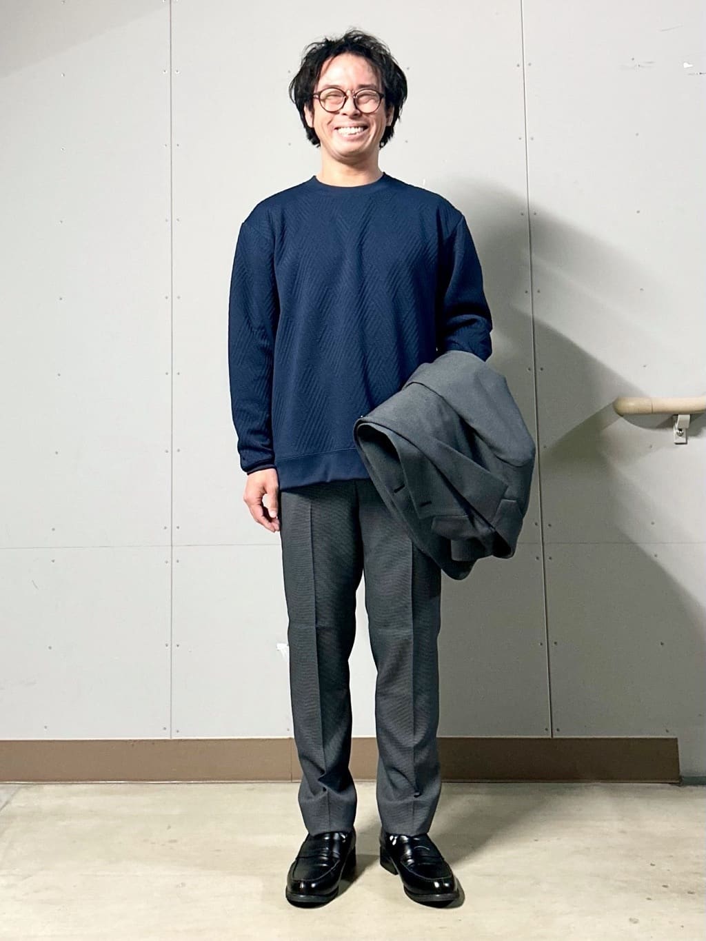KENJI Iさんの「THE SHOP TK｜【大人の上品カジュアルに】ふくれキルトスウェット　軽量/洗濯機OK」を使ったコーディネート