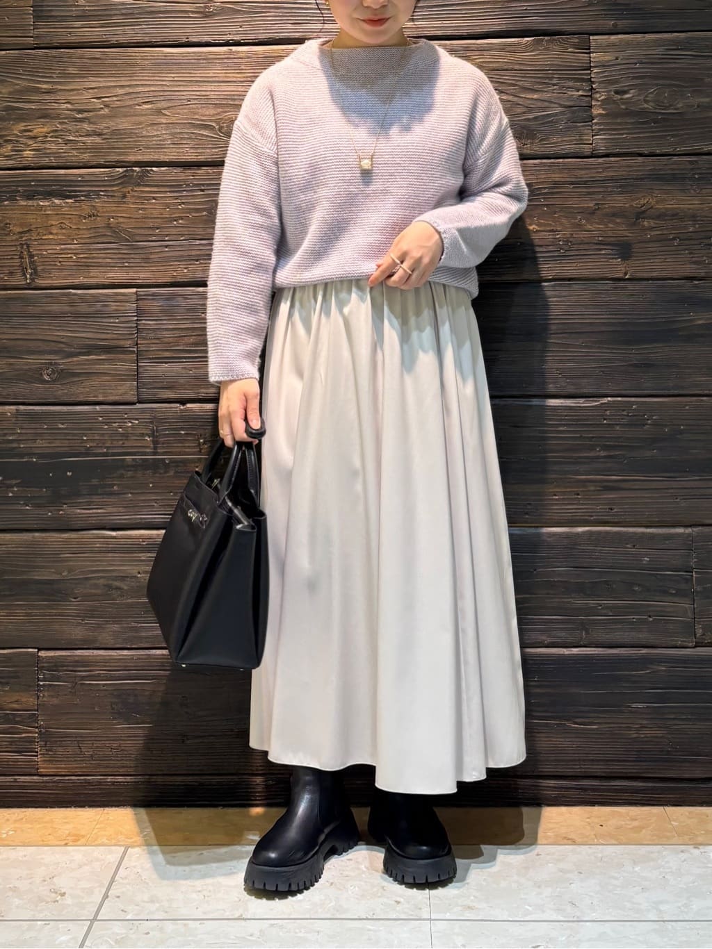 sakuさんの「INDIVI｜【名品コート／日本製】ウール100％チェスターコート」を使ったコーディネート