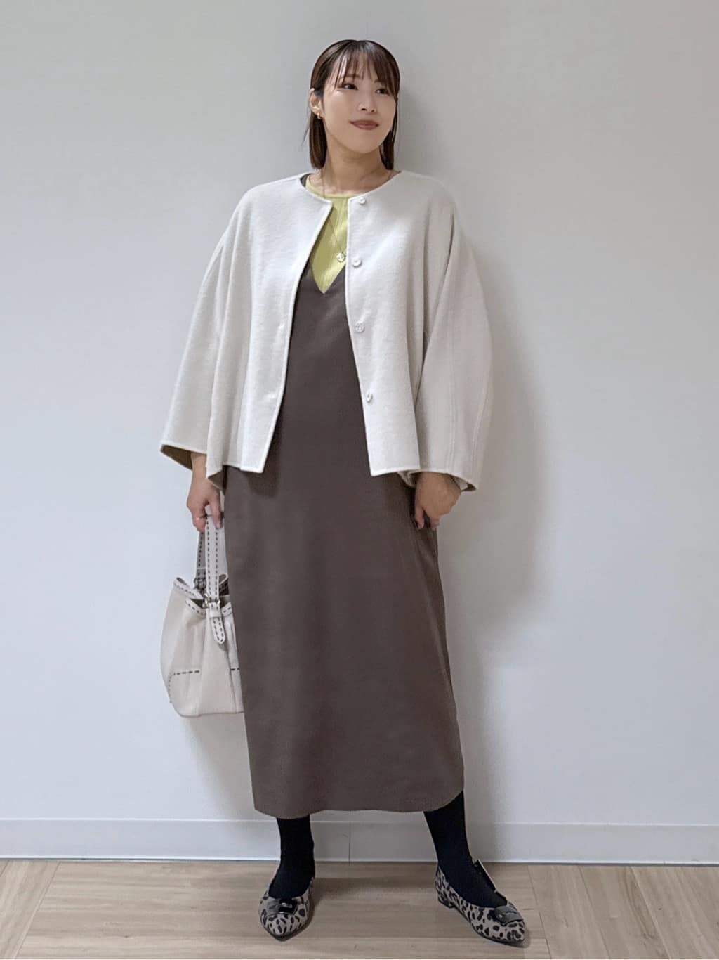 amiさんの「Reflect｜【すっきりシルエット】スエードライクジャンパースカ―ト」を使ったコーディネート