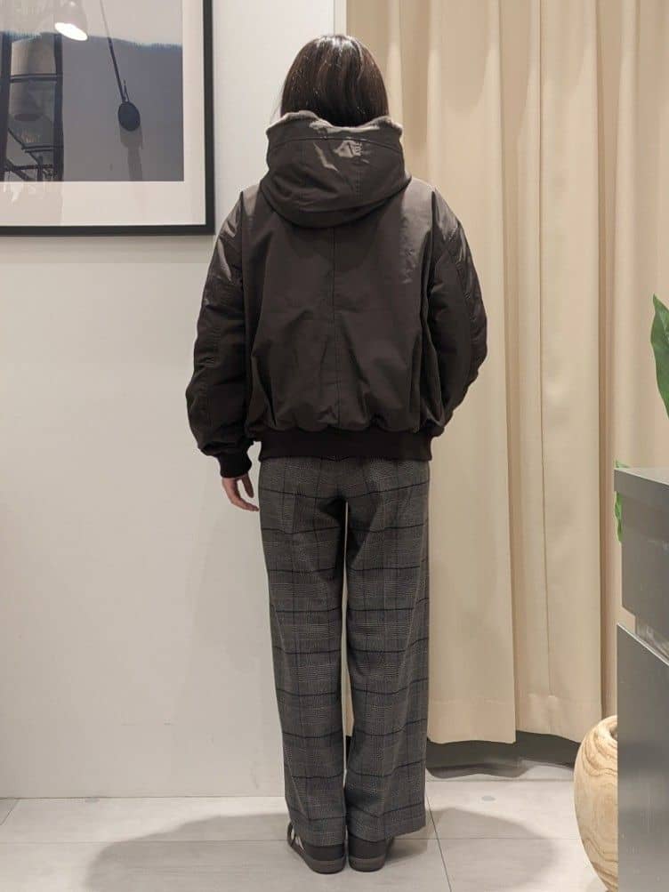 なめさんの「THE SHOP TK｜ふんわり柔らかきれい色 ウール混ハイネックニット」を使ったコーディネート