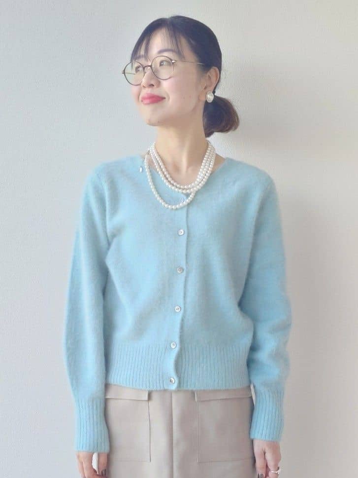 MUTSUKOさんの「UNTITLED｜【ふわふわニット/前後2WAY】フォックスカシミヤカーディガン」を使ったコーディネート