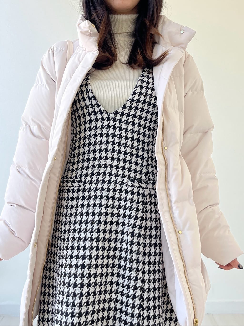 Mori Moriさんの「index｜KAWADAダウンドロストミドルコート【撥水／洗濯機OK／2WAY／静電気防止裏地】《XS～3L》」を使ったコーディネート