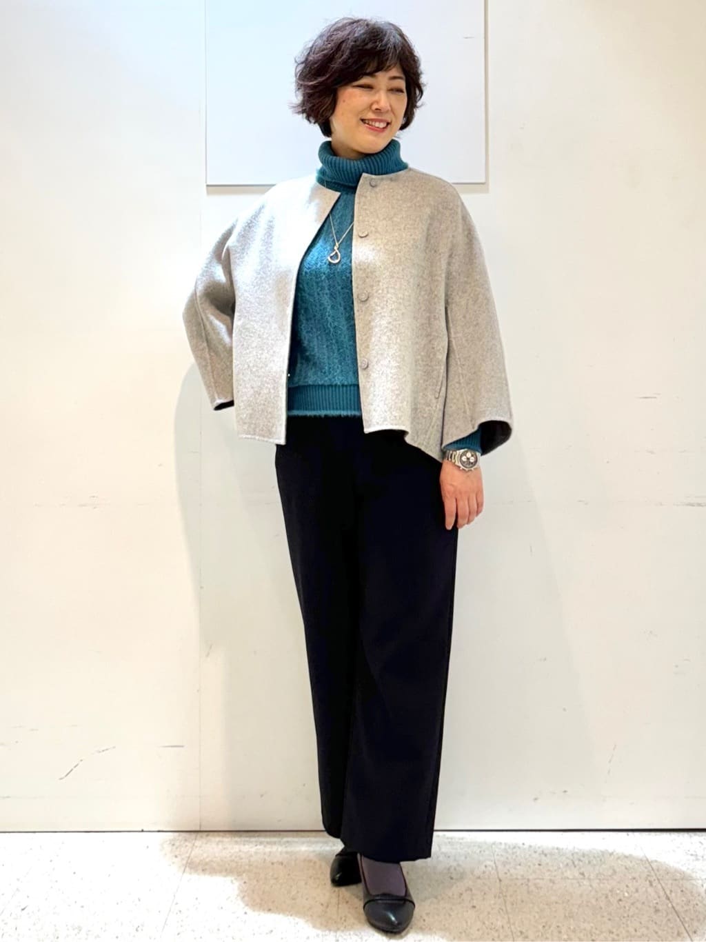 ヤスコさんの「Reflect｜【ほんのりラメ感◎】ふわふわフェザーヤーンハイネックニット」を使ったコーディネート