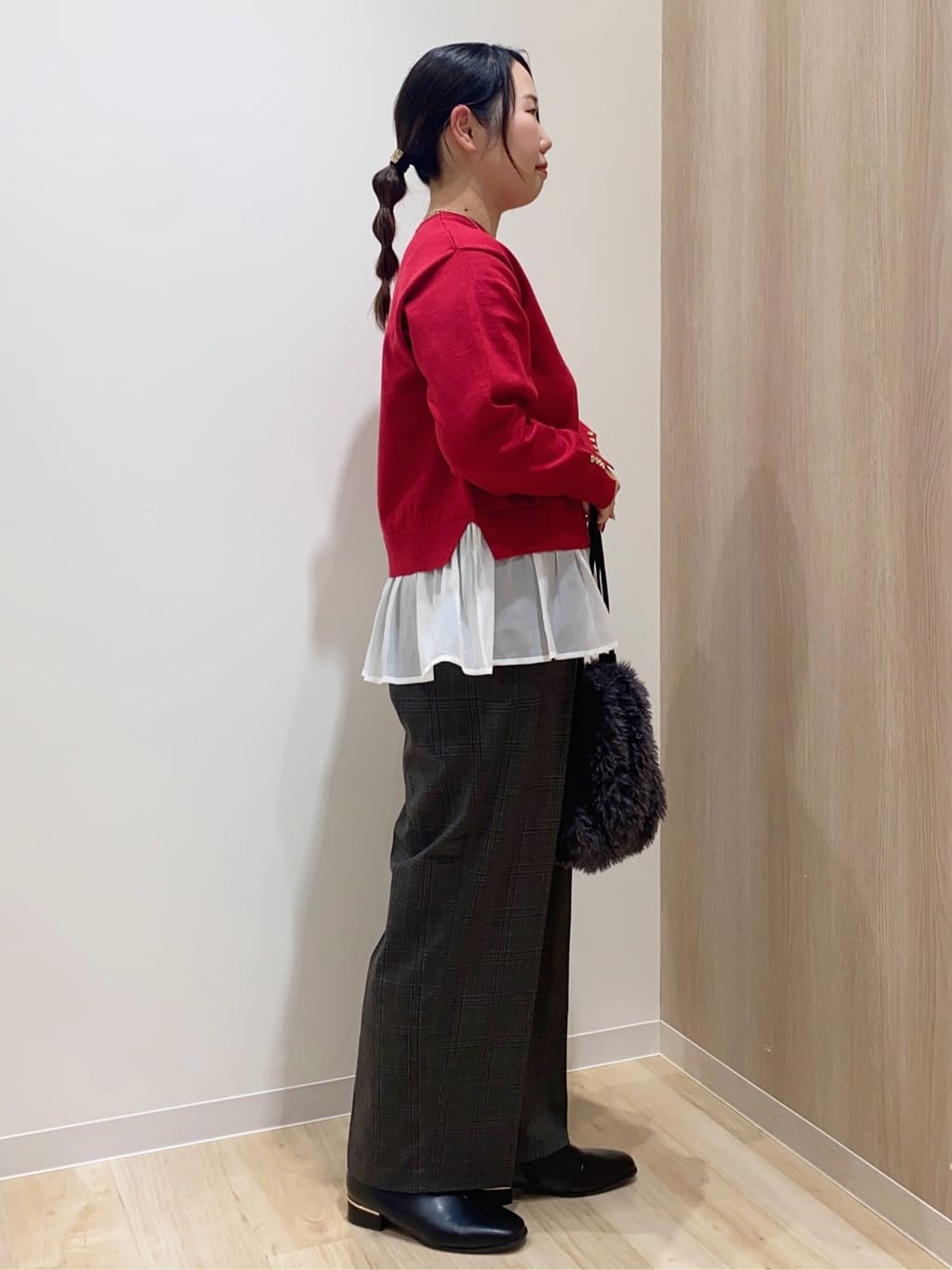 HANAさんの「grove｜裾レイヤードニットプルオーバー」を使ったコーディネート