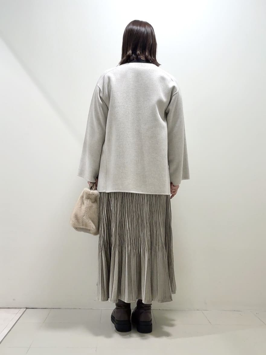 YUIさんの「UNTITLED｜【ミディ丈/軽やか】セミラグランリバー コート」を使ったコーディネート