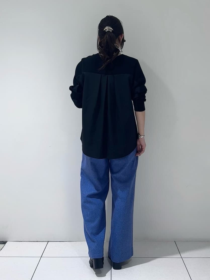 そんさんの「INDIVI｜【洗える／選べる8色】トーンアップニット」を使ったコーディネート