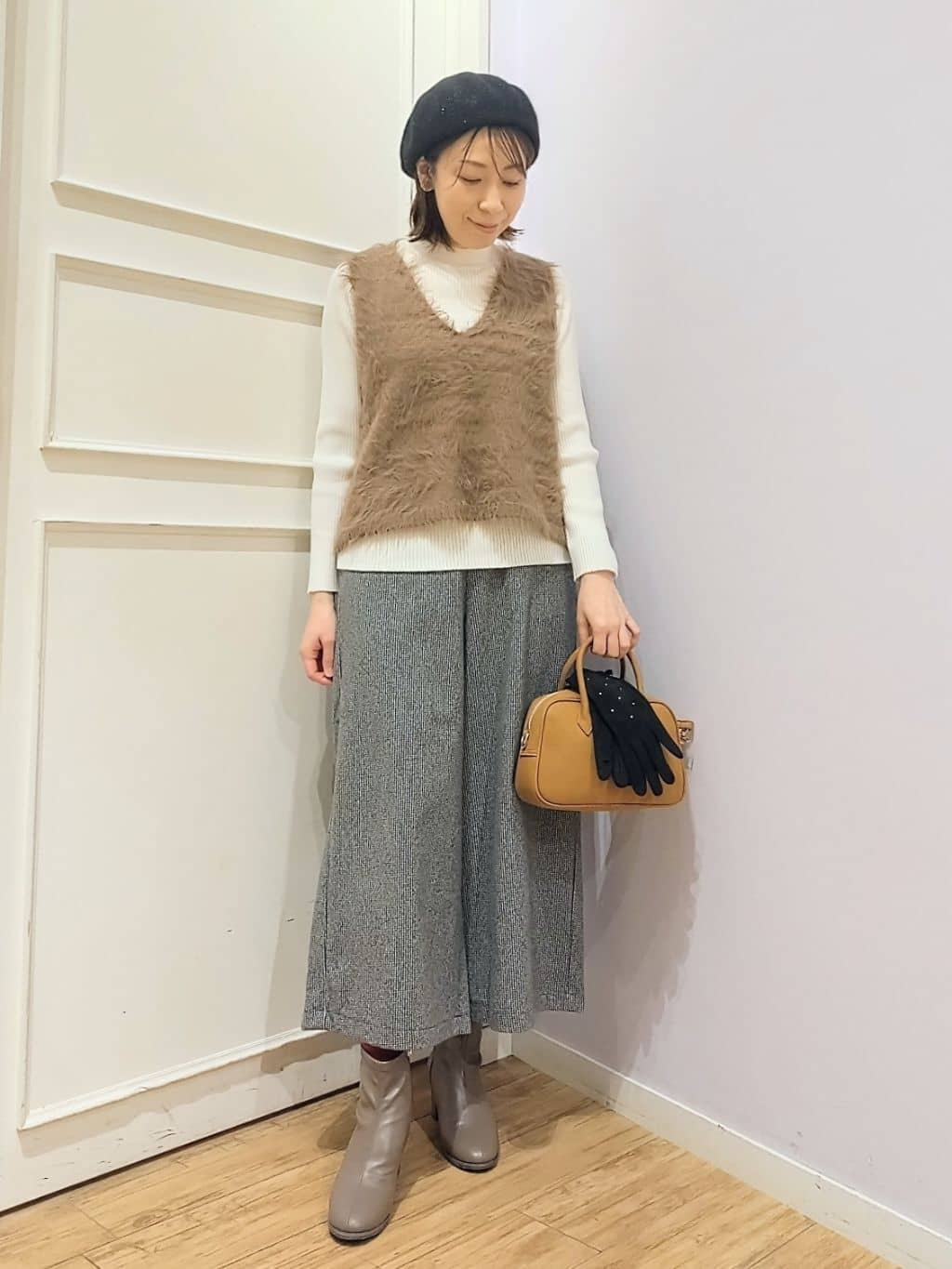 miomioさんの「SHOO･LA･RUE｜【洗濯機可/撥水】フェイクファーフード ロングダウン」を使ったコーディネート