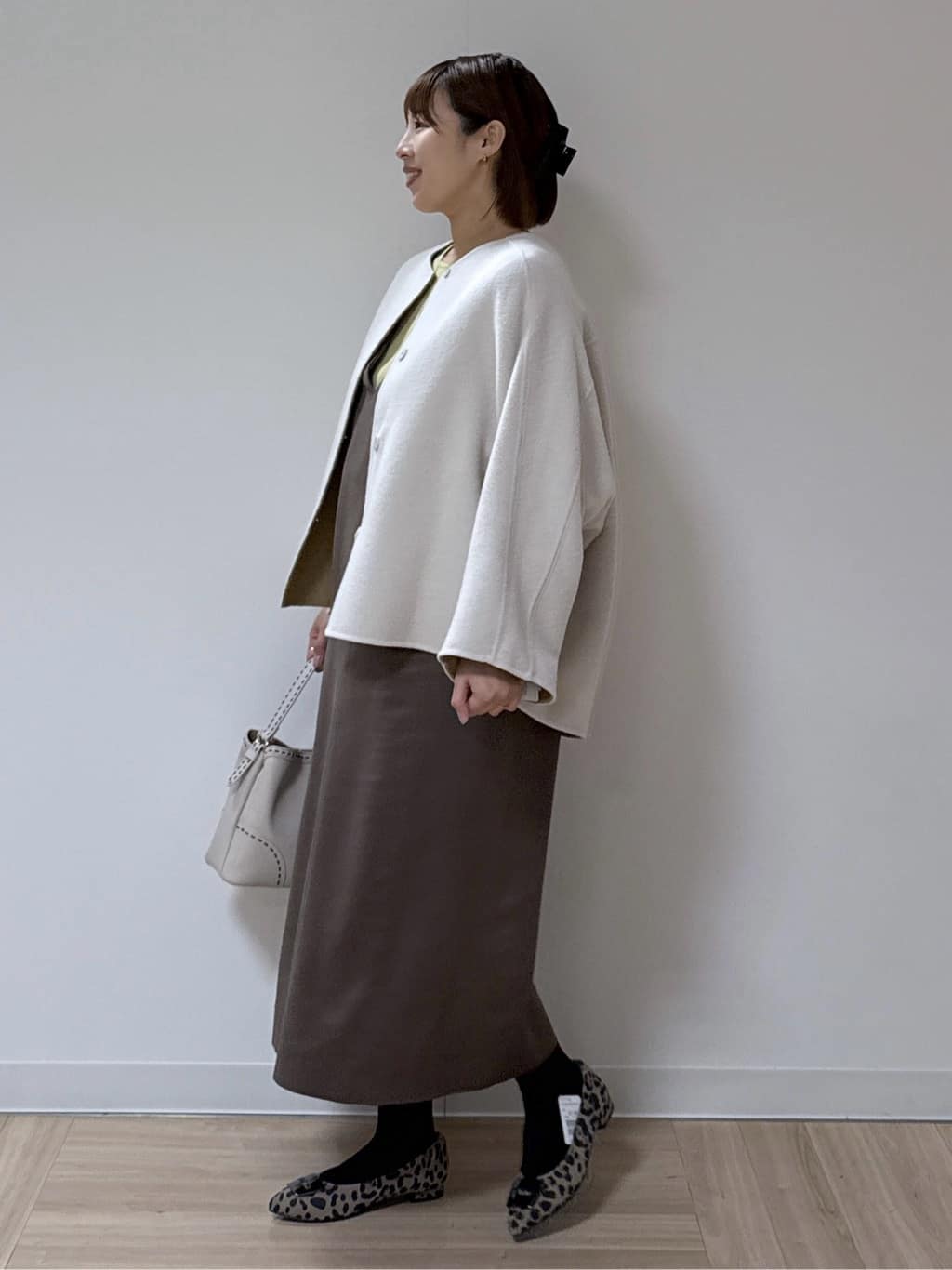 amiさんの「Reflect｜【すっきりシルエット】スエードライクジャンパースカ―ト」を使ったコーディネート