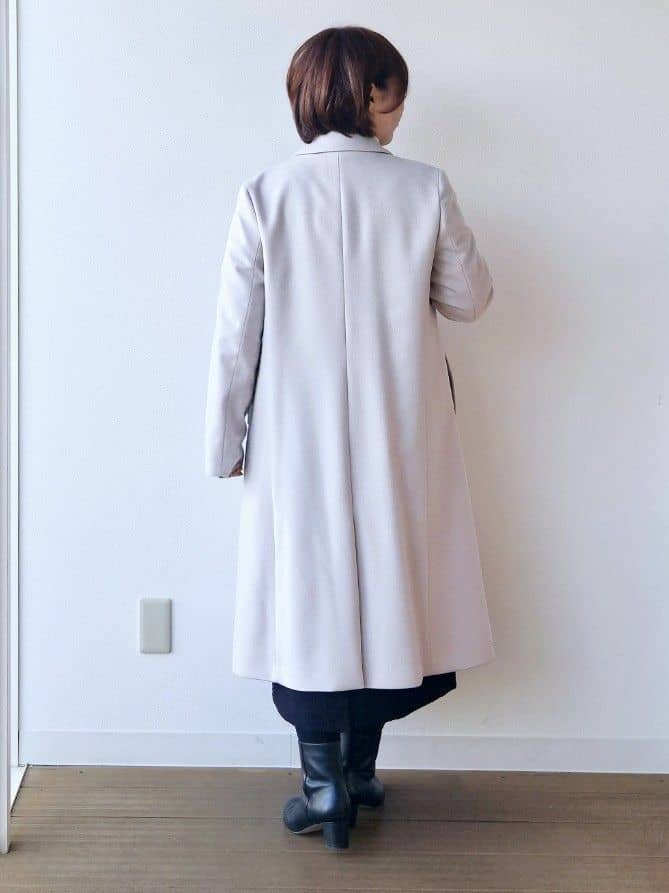 やじまさんの「UNTITLED｜【スタイリッシュ／オンオフ兼用】ウールチェスターコート」を使ったコーディネート