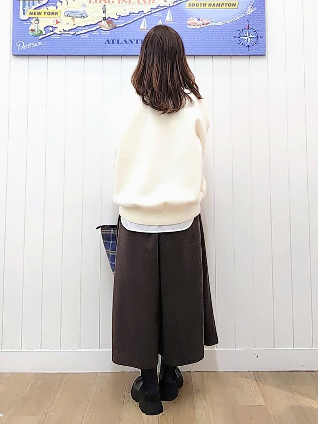 itoさんの「Dessin｜【洗える】Dサガラ刺繍ワッペン付きニット」を使ったコーディネート