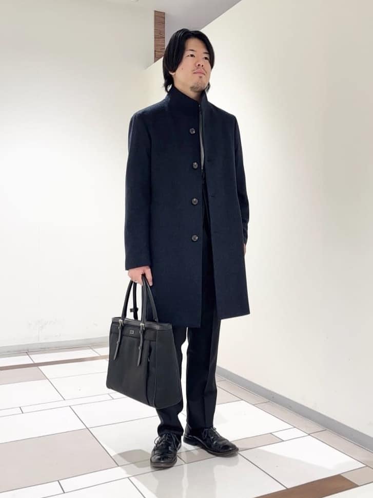 及川さんの「TAKEO KIKUCHI｜【ウールカシミヤブレンド】ビーバー調 スタンドカラー コート」を使ったコーディネート