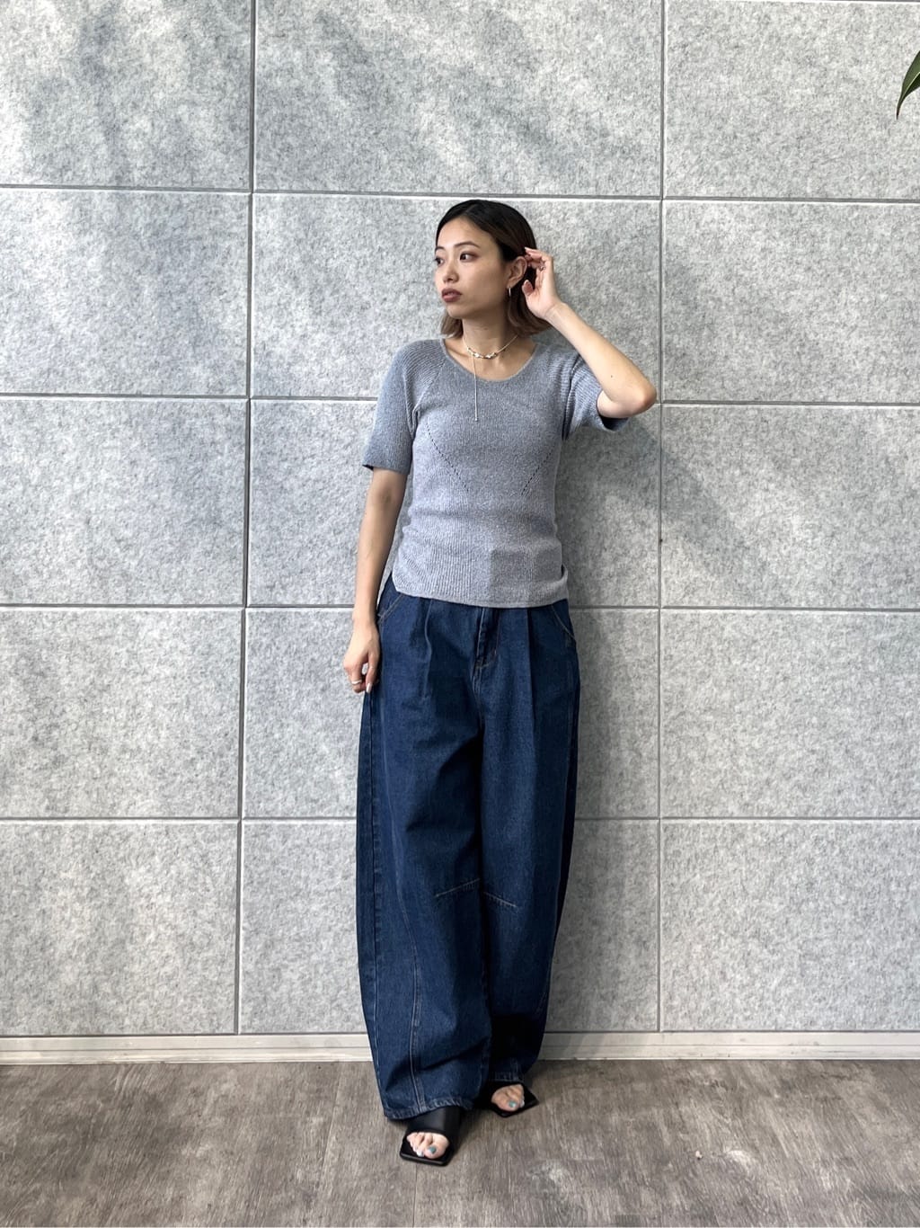 Harukaさんの「INDIVI｜バレルデニムパンツ」を使ったコーディネート