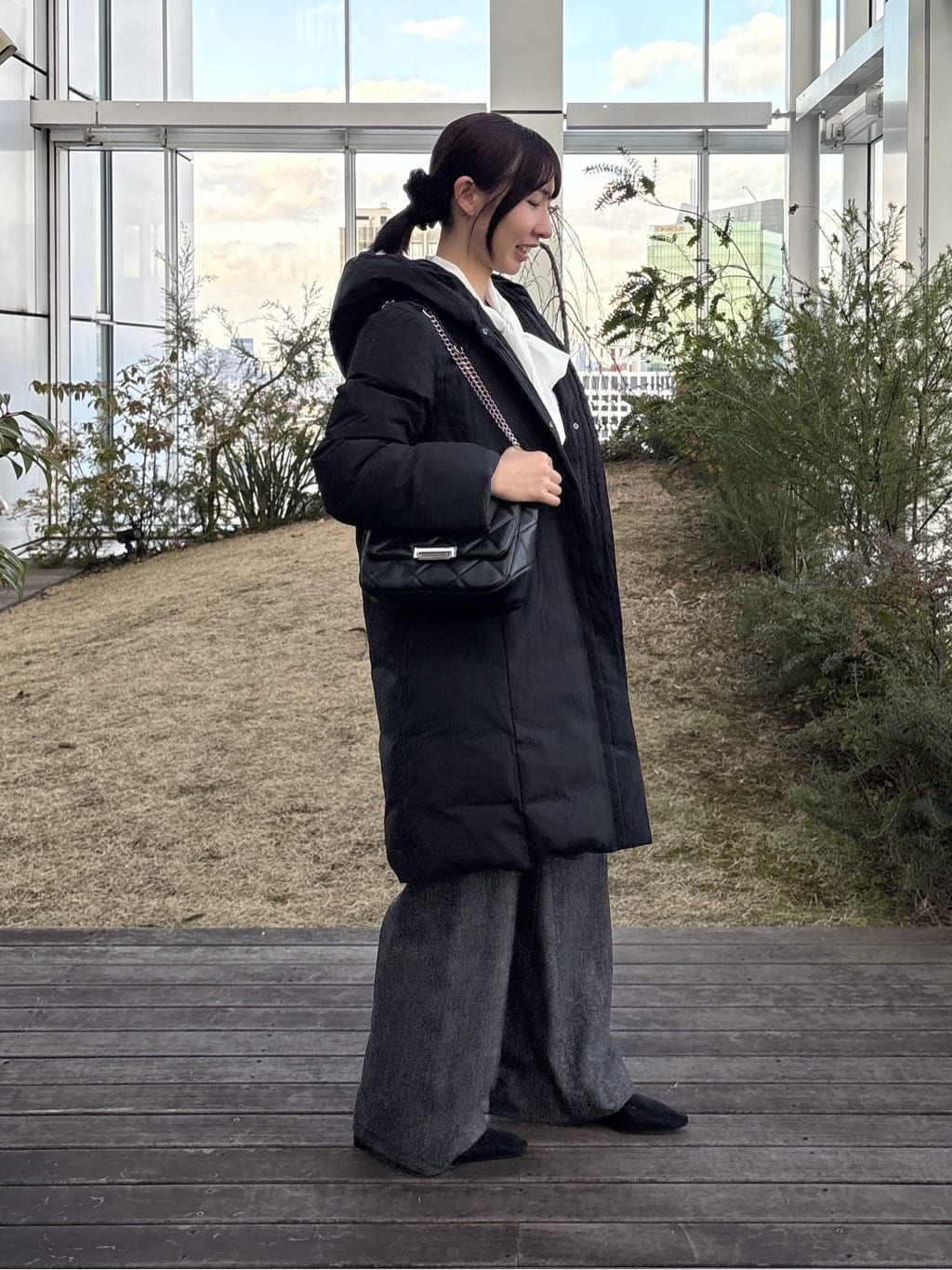 Yoshimiさんの「INDIVI｜【洗える】エアリーシャギートップス」を使ったコーディネート