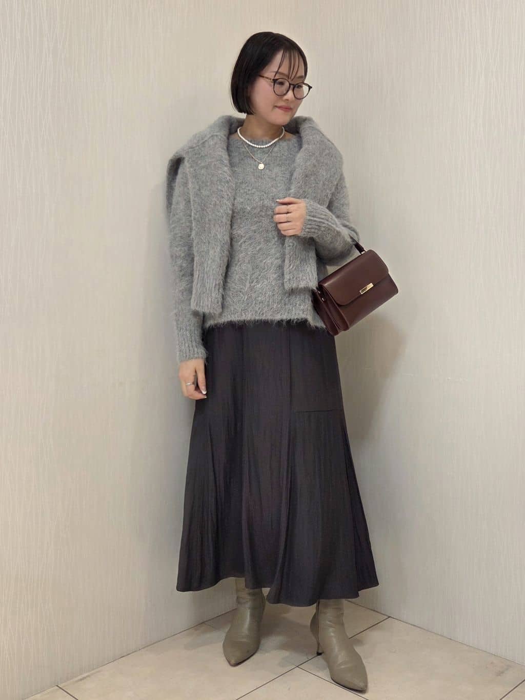 naokoさんの「UNTITLED｜【ゆったり】アルパカ混シャギー カーディガン」を使ったコーディネート
