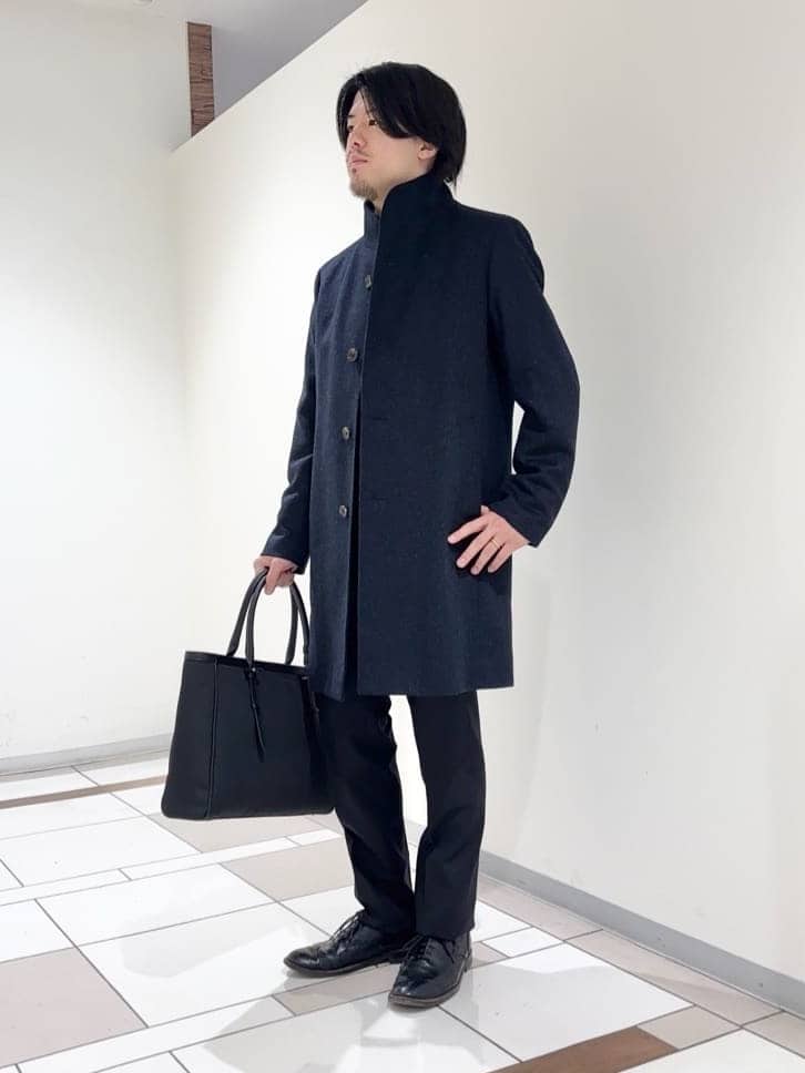 及川さんの「TAKEO KIKUCHI｜【ウールカシミヤブレンド】ビーバー調 スタンドカラー コート」を使ったコーディネート