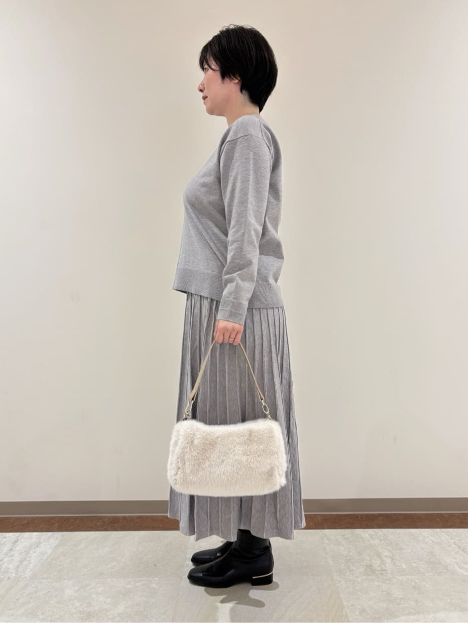 marikoさんの「grove｜【SETUP可能】冬から春まで心地よく　タック編みオーバーサイズニット」を使ったコーディネート
