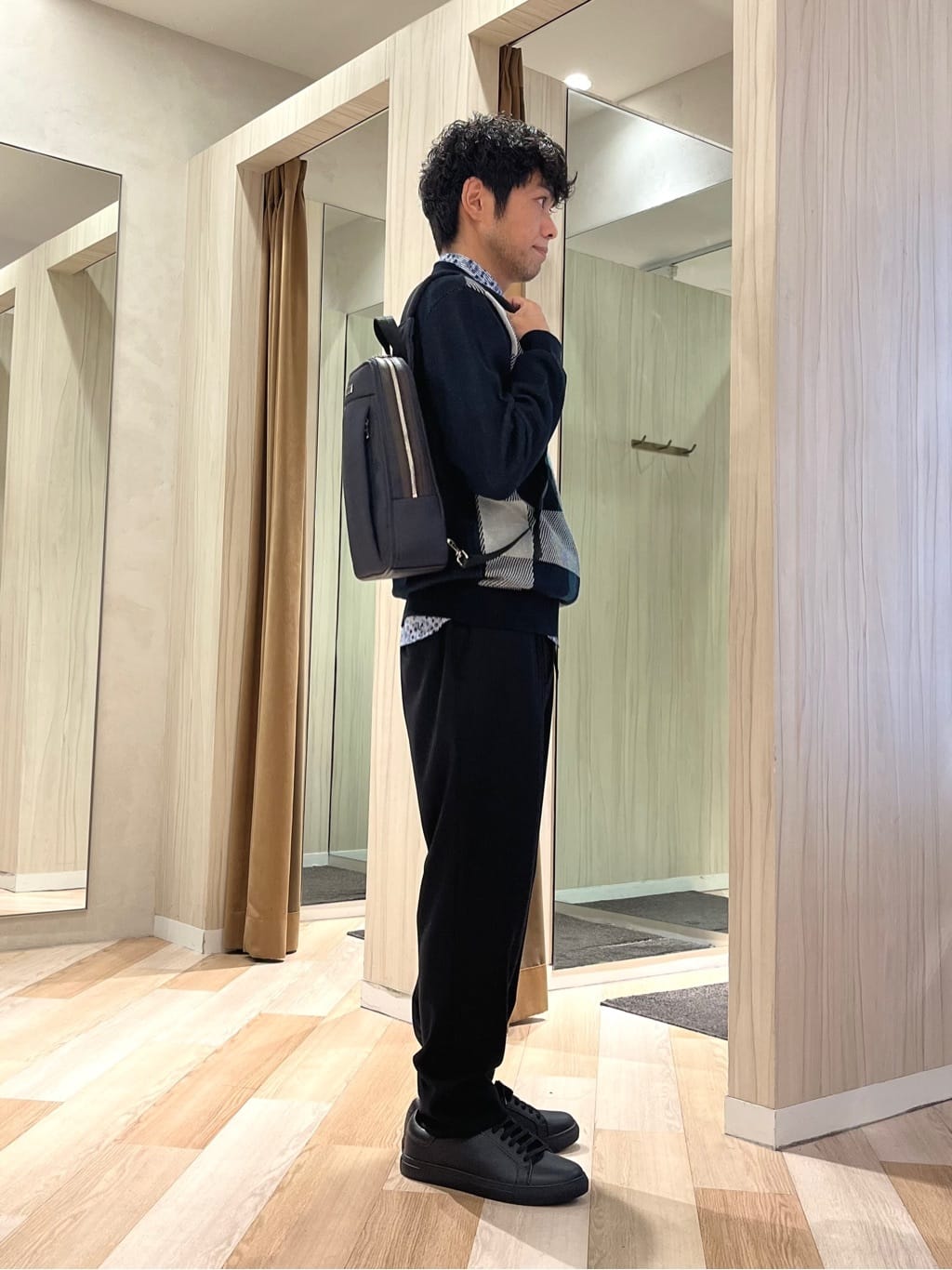 URAさんの「TAKEO KIKUCHI｜ストライプ小花 長袖シャツ」を使ったコーディネート