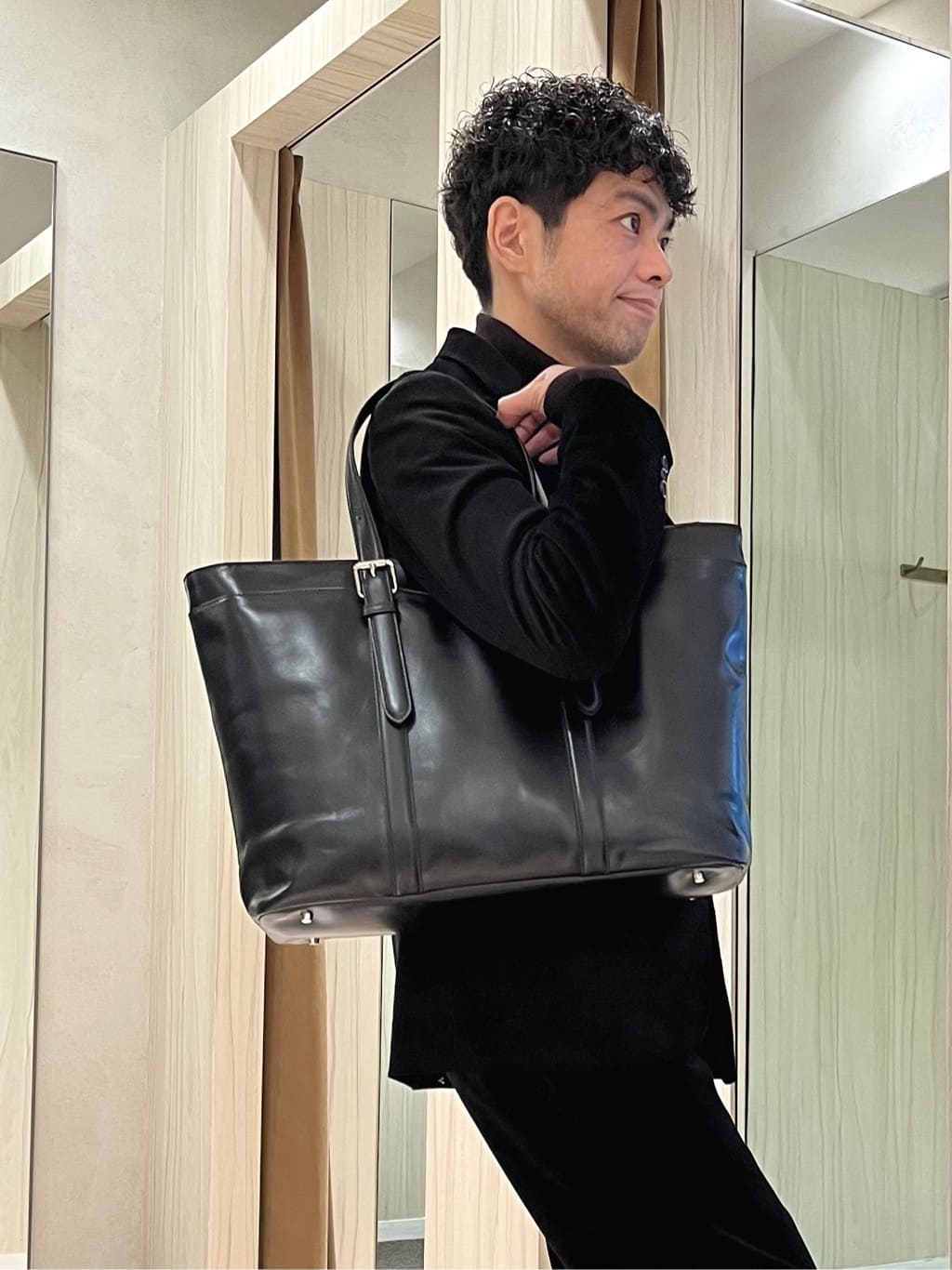 URAさんの「TAKEO KIKUCHI｜【Sサイズ～】ストレッチコーデュロイ ジャケット」を使ったコーディネート